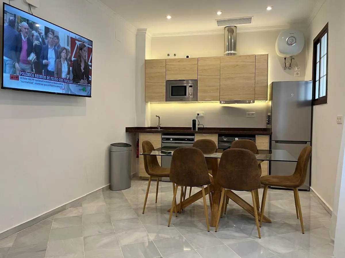 Monkeys Apartments Santa Clara Deluxe Seville